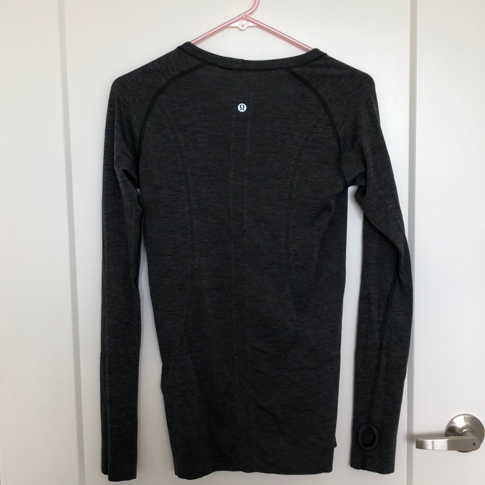 Lululemon swiftly tech long sleeve